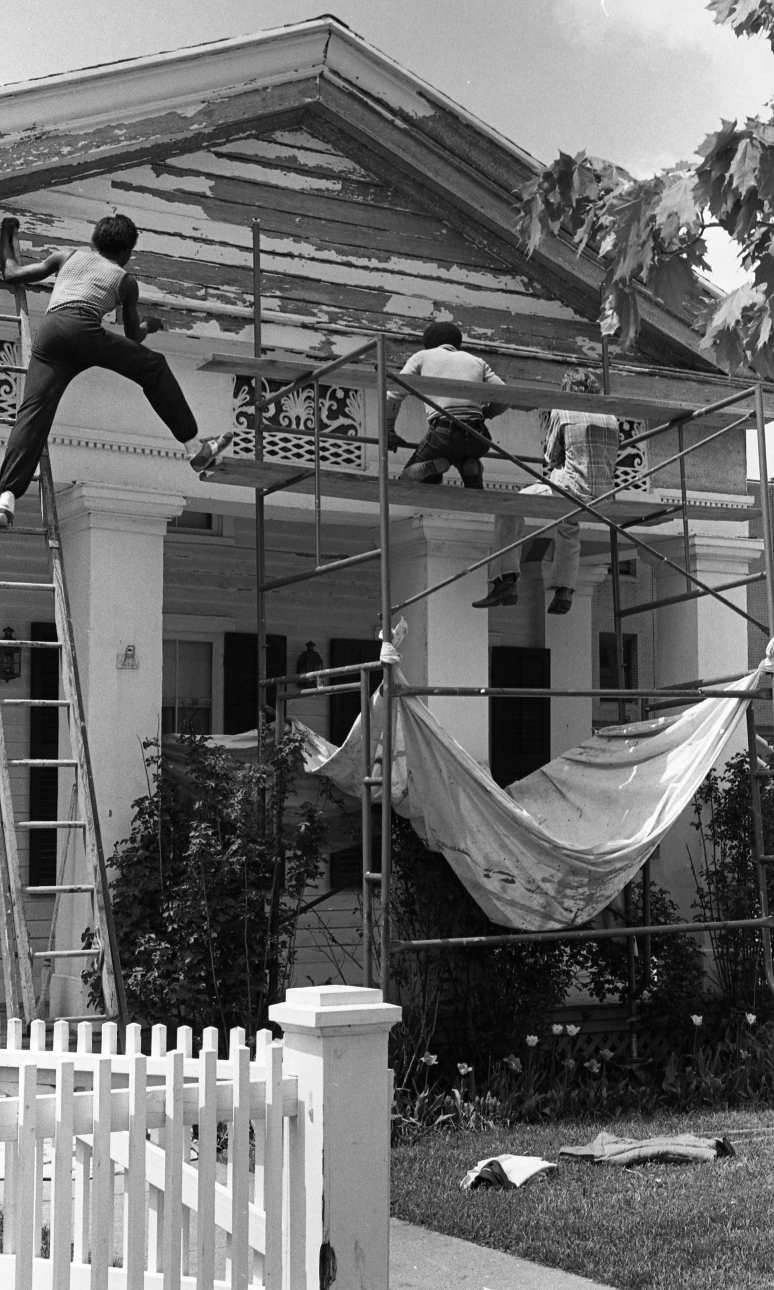 Ralph Hammett, the architect who supervised the restoration of the Kempf House